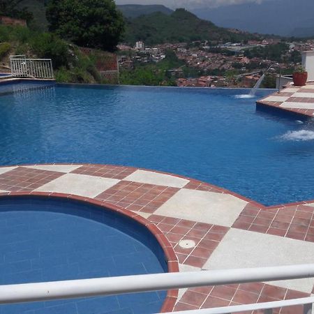 Apartamento Amoblado 2 Habitaciones - San Gil Esterno foto