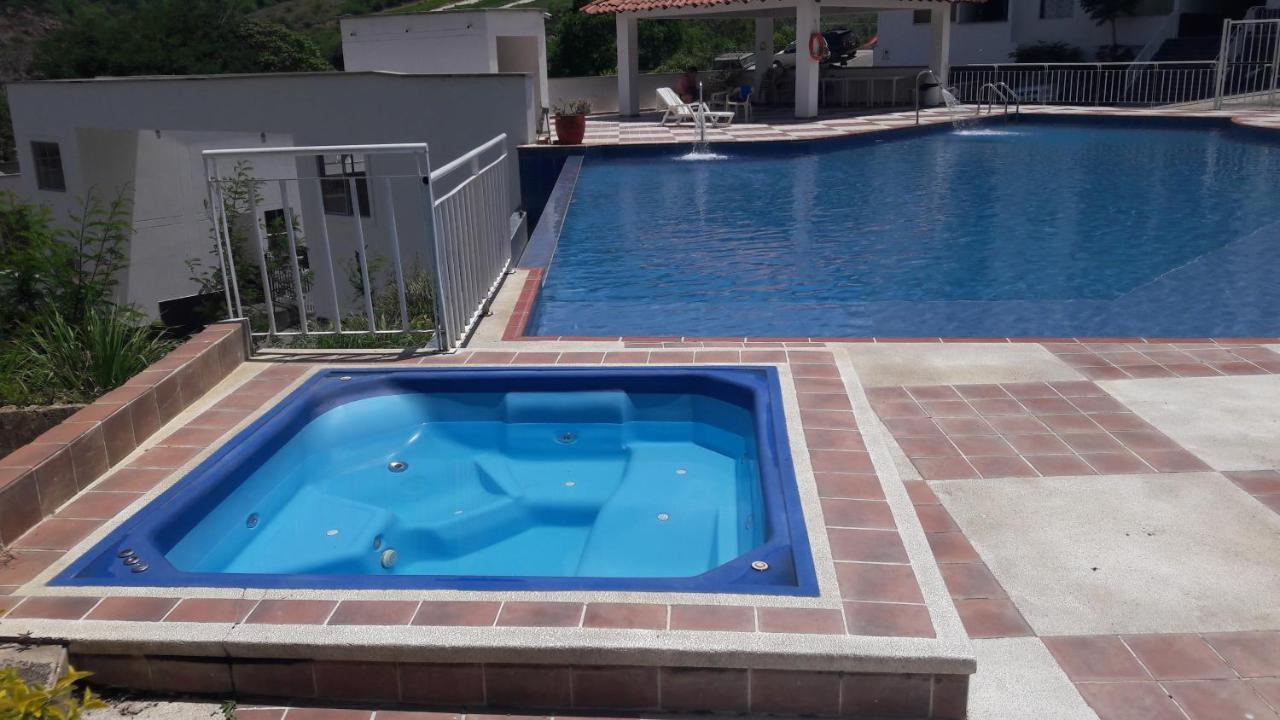 Apartamento Amoblado 2 Habitaciones - San Gil Esterno foto